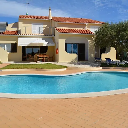 In The Sun Villa Armacao de Pera